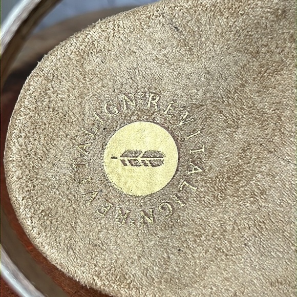 Revitalign Heron T-Bar Sandals in Toasted Coconut - Picture 8 of 9